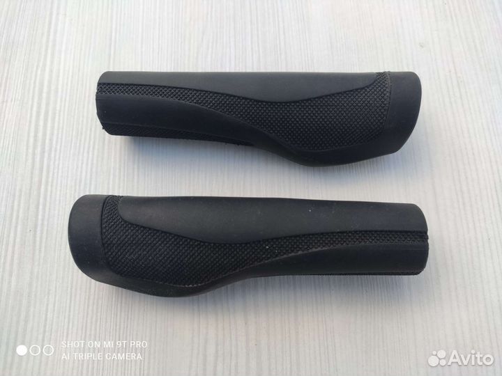 Грипсы для велосипеда