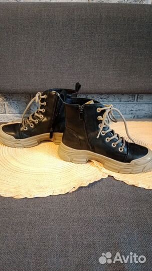 Ботинки демисезонные для девочки 34 размер