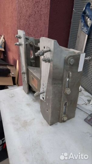 Механический Лифт для крепление лодочного мотора