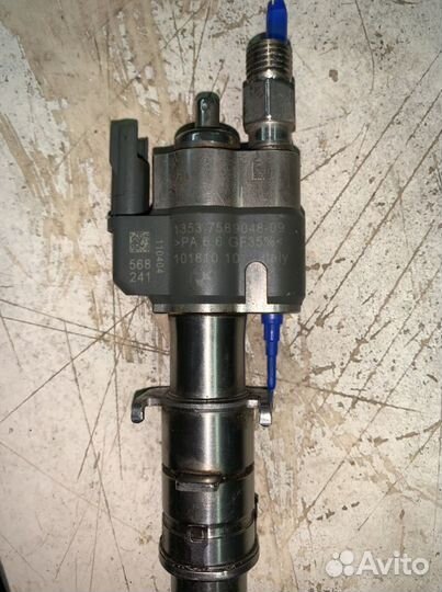 Форсунка топлевная BMW 525Xi