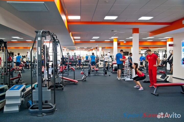 Абонемент в фитнес клуб с бассейном