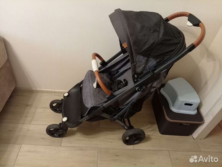 Прогулочная коляска yoya plus max