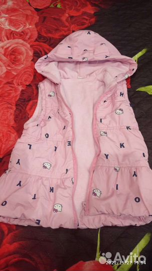 Безрукавка для девочки4-6лет