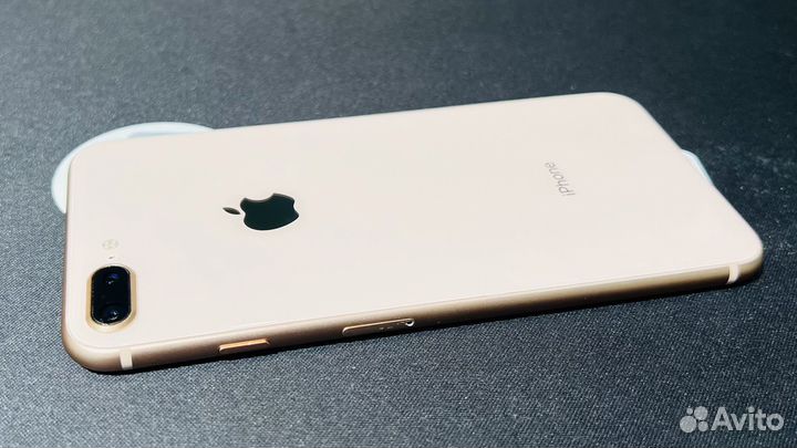 iPhone 8 Plus, 64 ГБ