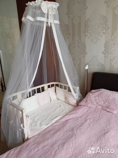 Приставная кроватка