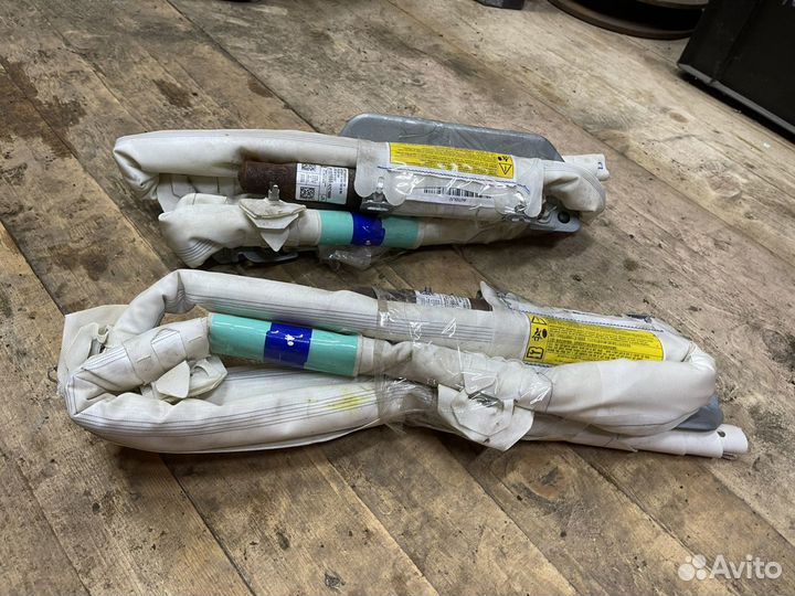 Шторка безопасности Opel Astra J GTC купе