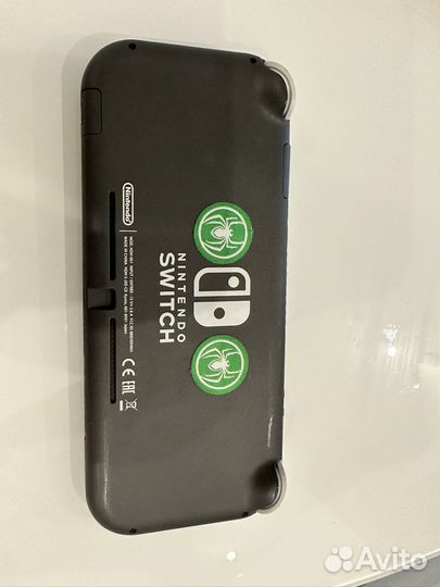 Игровая приставка Nintendo Switch Lite серый