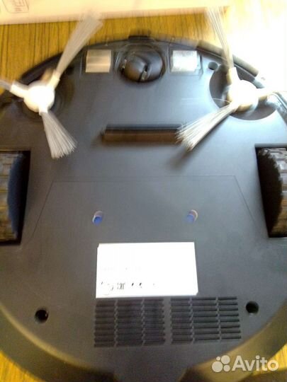 Робот пылесос hyundai