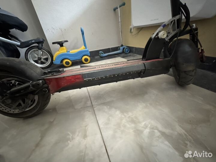 Электро самокат kugoo m4