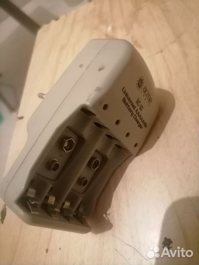 Зарядное устройство acme RC-10