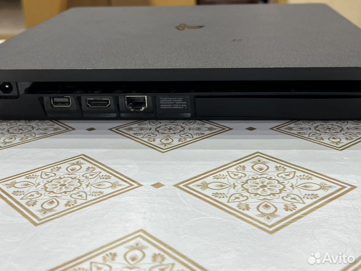 Sony playstation 4 Slim