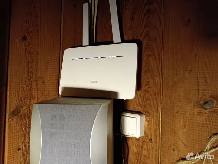 Роутер Интернет-центр Huawei B535-232a, белый 5106
