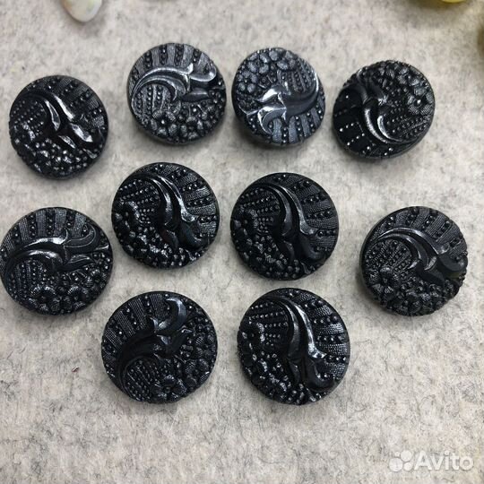 Винтажные стеклянные пуговицы Яблонец