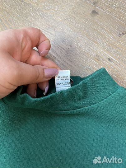 Зеленая водолазка для мальчика 110