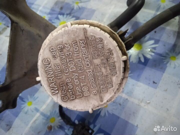 Бачок гидроусилителя руля Mitsubishi Galant