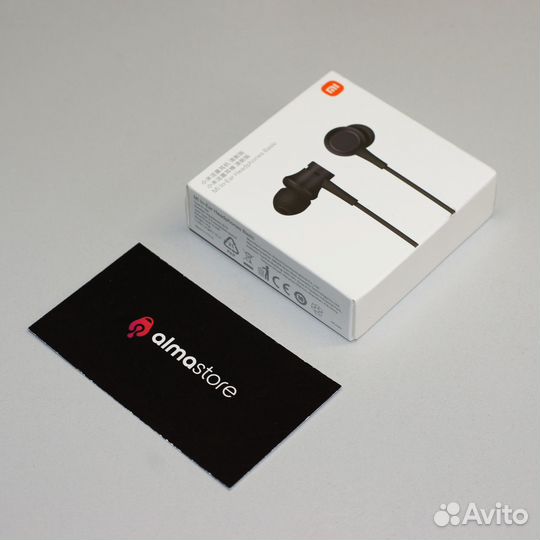 Наушники проводные Xiaomi Mi In-Ear Black