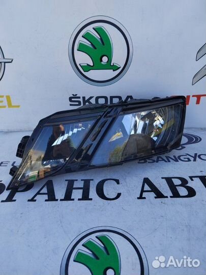 Фара передняя левая Skoda Octavia A7 2017-2020