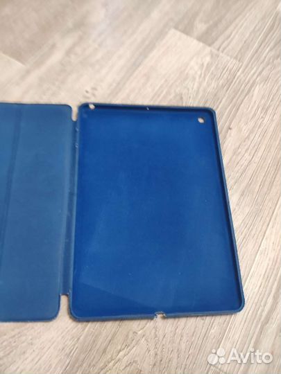 Чехол на iPad 8 поколения