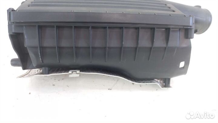 Корпус воздушного фильтра Mercedes GLC C253