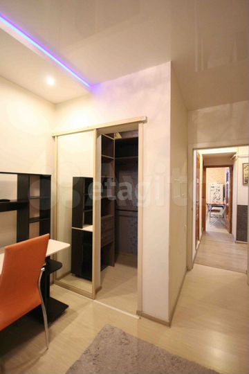 2-к. квартира, 55 м², 1/5 эт.