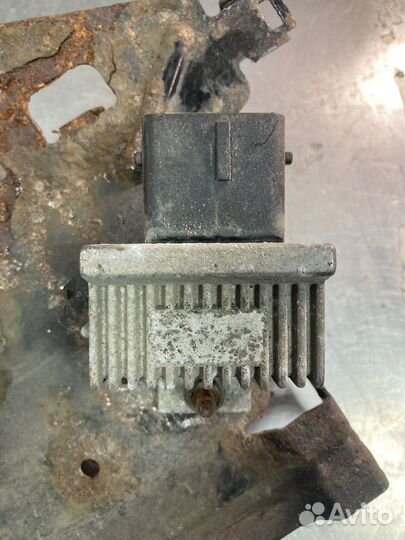 Реле свечей накала Рено master 3 2.3