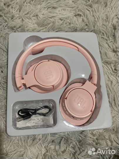 Беспроводные наушники jbl розовые