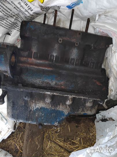 Блок двигателя с коленвалом д 240