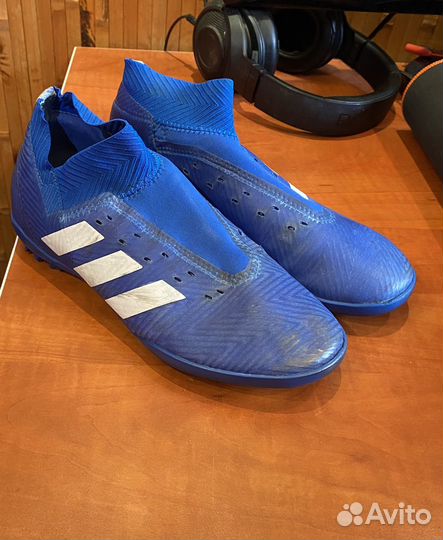 Футбольные бутсы adidas nemeziz 18.1