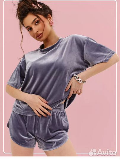 Велюровый костюм женский