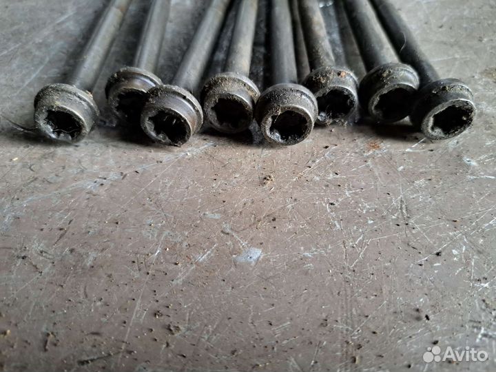 Болты гбц на Jaguar s-type