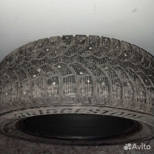 Bridgestone Blizzak Spike-02 185/65 R15 88T