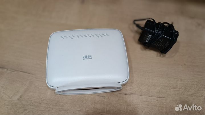 Wi-Fi роутер модем ZTE zxhn H298N