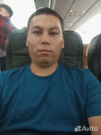 Водитель самосвал