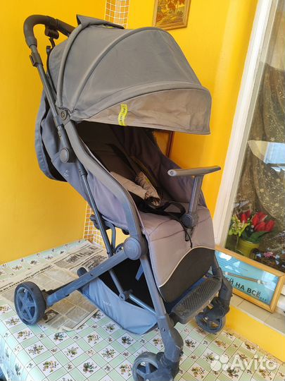 Прогулочная коляска 2в1