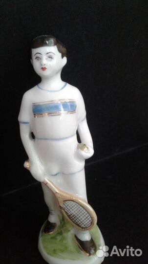 Статуэтка фарфор СССР Юный теннисист