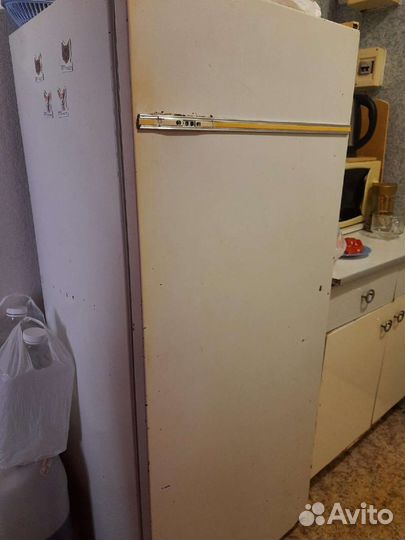 Холодильник бу
