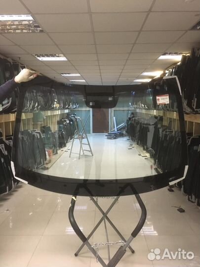 Лобовое стекло Киа Оптима