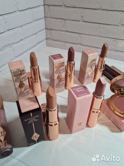 Помады и блески для губ Charlotte Tilbury