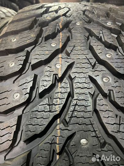 Nokian Tyres Hakkapeliitta 9 SUV 275/45 R21 110T