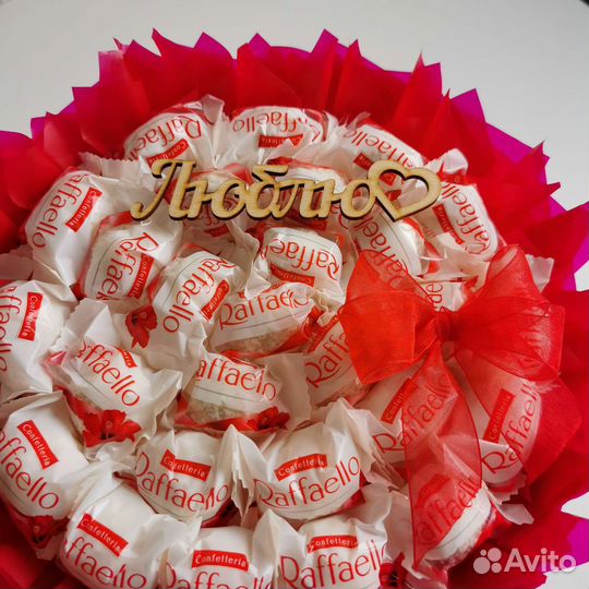 Букет из Raffaello / Букет из конфет