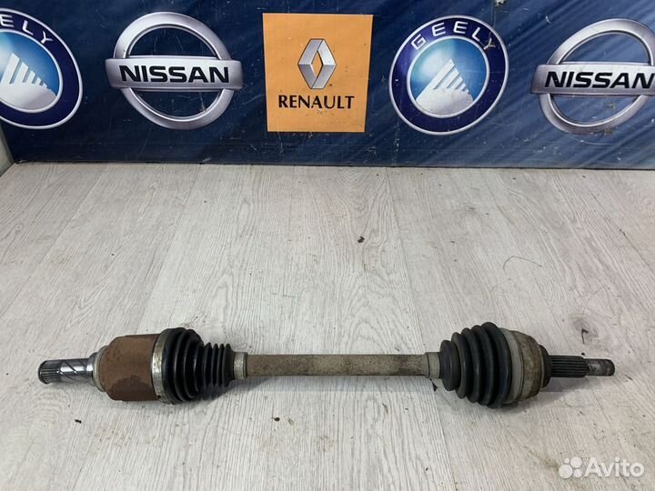 Привод подвески колеса Nissan almera G15 Лев