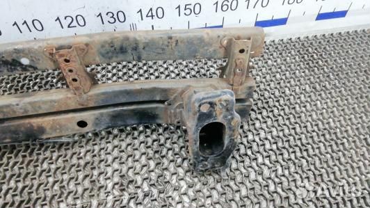 Усилитель бампера передний (кронштейн) toyota RAV