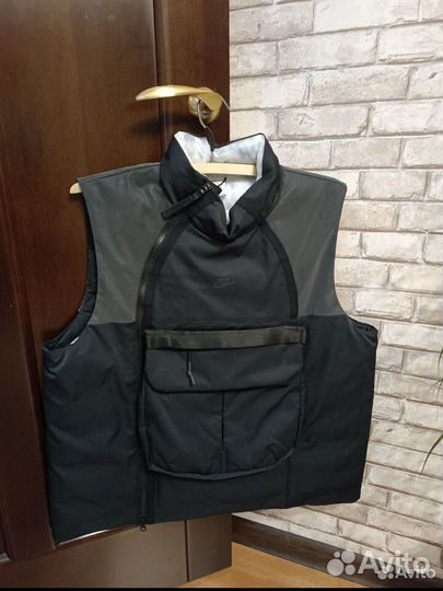 Жилетка Nike tech pach
