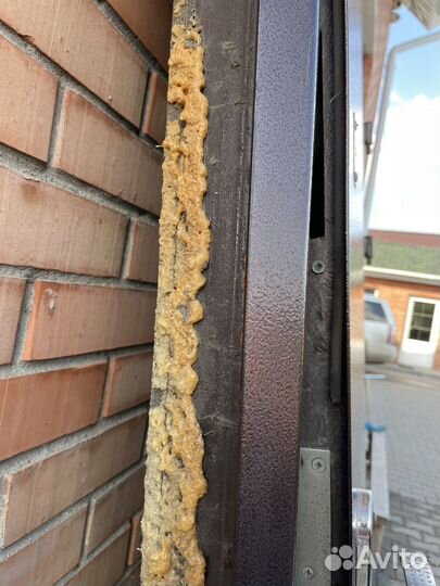 Металлическая дверь бу