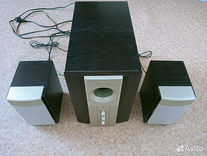 Microlab m-890 саб + 2 колонки 40ватт