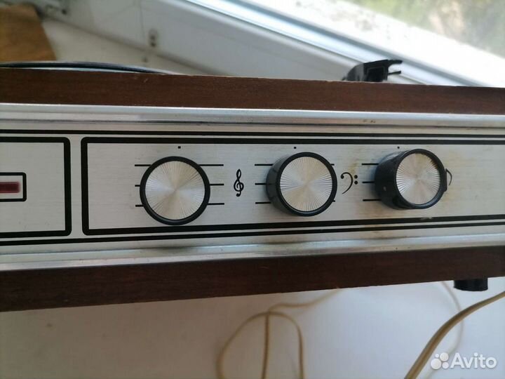 Проигрыватель винила Электрофон 1987г