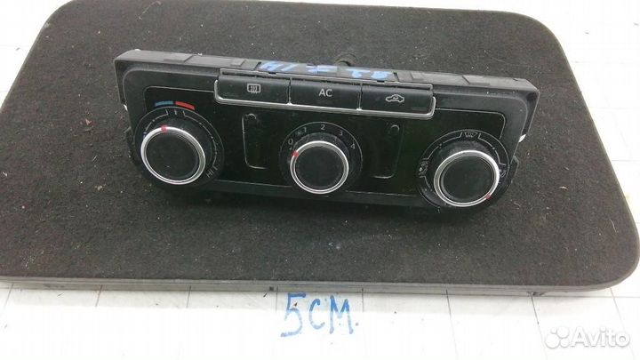Блок управления климатической установкой Volkswage