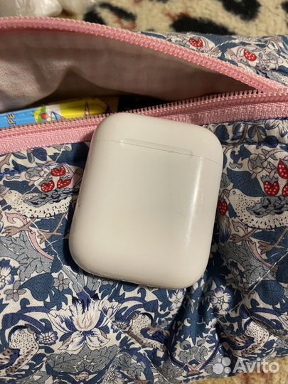 AirPods оригинал работает только левый наушник