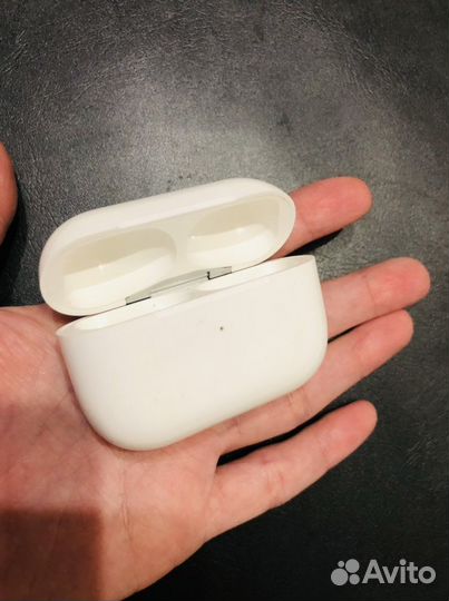 Кейс для наушников Air Pods