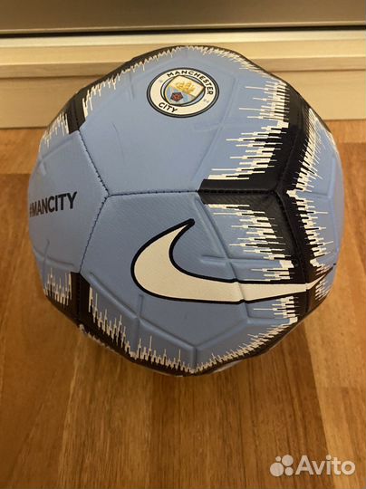 Футбольный мяч Nike